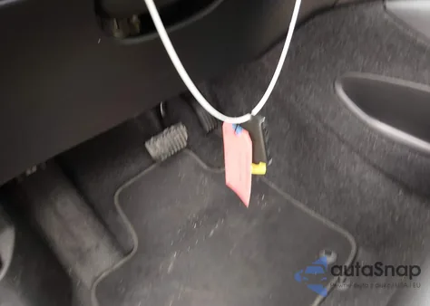 2025 Volvo Xc40 B5 Core Bright Theme из США, поврежденный, VIN YV4L12UJXS2586753